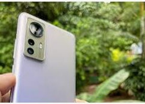 Lộ ảnh thực tế Xiaomi 12T Pro với camera 200 "chấm"