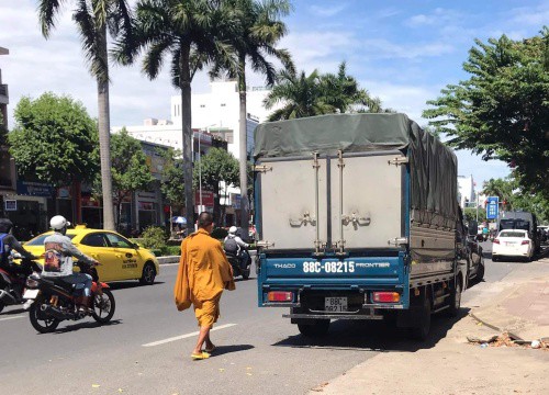 Phát hiện người đóng giả nhà sư khất thực khắp Quảng Nam, Đà Nẵng