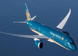 Vietnam Airlines làm thủ tục trực tuyến tại sân bay Phú Bài