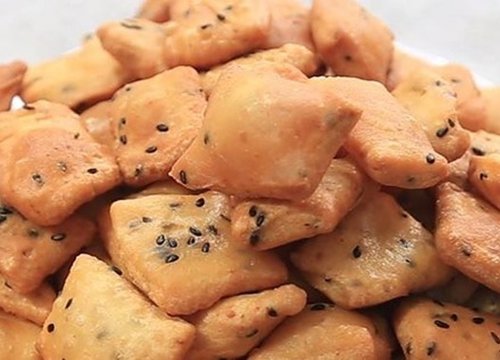 Bật mí cách làm bánh Snack đậu phụ thơm ngậy, giòn tan.