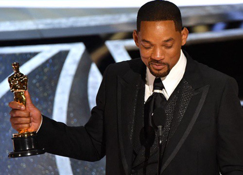 Danh tiếng của Will Smith vẫn tiếp tục sụt giảm hậu cái tát tại Oscar