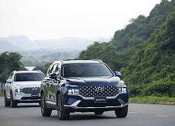 Bảng giá xe Hyundai tháng 8: Đủ nguồn cung, Hyundai SantaFe giảm giá tới 35 triệu đồng