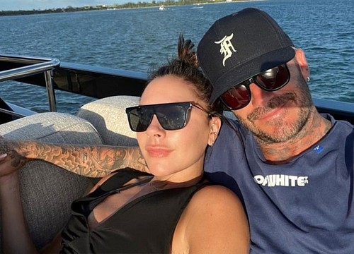 Victoria Beckham ra quyết định mới giữa tin nợ nần