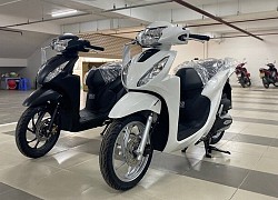 Honda Vision giảm mạnh bất ngờ, về tiệm cận giá niêm yết, thoát mác &#8216;xe giới thượng lưu&#8217;