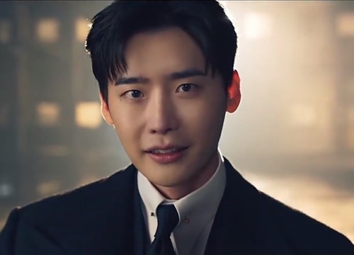 Lee Jong Suk chơi chiêu khi thừa nhận là "Big Mouse" trong phim "Big Mouth"