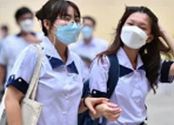 Một tỉnh cấm mua, bán đồng phục trong trường học
