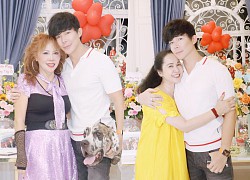 Nathan Lee rạng rỡ bên mẹ và NSND Lan Hương ngày trở về Việt Nam