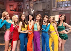 SNSD bật khóc nức nở trong concert kỷ niệm 15 năm debut, fan bồi hồi mong lần tái hợp tiếp theo