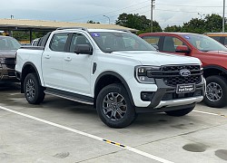 Ford Ranger 2023 xuất xưởng tại Việt Nam, giá từ 658 triệu đồng