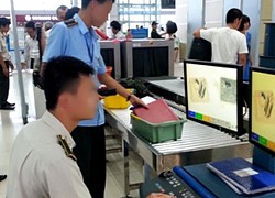 Kết quả giám định gói tinh thể màu trắng phát hiện trong túi quần vị hành khách là công an