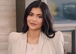 Kylie Jenner bị chỉ trích