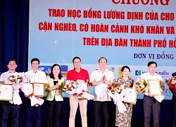 Trao học bổng Lương Định Của cho 923 em học sinh, sinh viên nghèo vượt khó