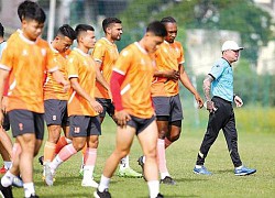 V.League bắt đầu lượt về: 'Nóng' ngay bước đầu tiên