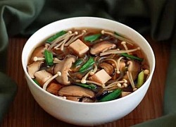 Canh nấm chay thanh tịnh, bổ dưỡng