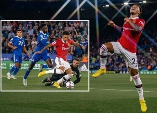 Man Utd thăng hoa trong 10 ngày liên tiếp khi Ronaldo dự bị