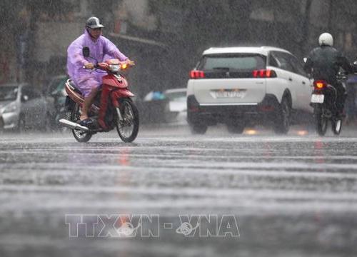 Ngày đầu tiên của kỳ nghỉ lễ 2/9: Bắc Bộ có mưa rào và dông