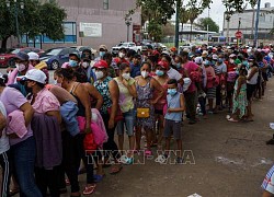 Nhiều đoàn người di cư đi bộ hàng trăm km dưới thời tiết khắc nghiệt tìm đường tới Mỹ