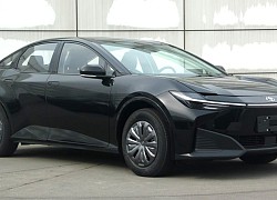 Toyota bZ3 - Sedan chạy điện dành riêng cho Trung Quốc