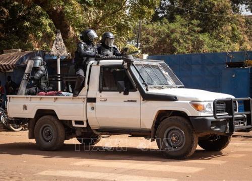 Burkina Faso: Đoàn xe tiếp tế bị tấn công làm hàng chục người thiệt mạng và mất tích