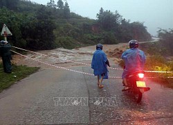 Hoàn lưu bão Noru gây mưa lớn ở Trung Bộ, ven biển Bắc Bộ và Hòa Bình