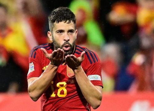 Jordi Alba chưa hết thời