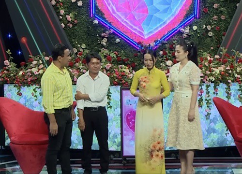 Quyền Linh nghẹn ngào trước bố đơn thân dắt con trai đến show hẹn hò