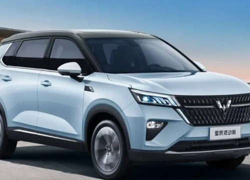 Cận cảnh chiếc SUV "uống" 4,6 lít xăng/100km, giá chỉ 300 triệu đồng