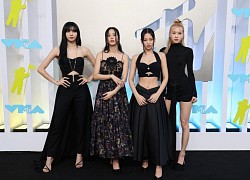 Taylor Swift sẽ có 1 màn kết hợp với BLACKPINK?