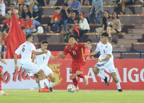 HLV Nguyễn Thành Vinh: 'U20 Việt Nam còn cần khắc phục nhiều, sẽ khó khăn khi đến Indonesia!'