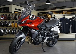 Thế giới 2 bánh: Triumph Tiger Sport 660 - "Theo người Nhật, với cách người Anh"