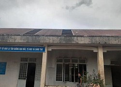 Trường học ở Kon Tum bị sét đánh bốc cháy trước khai giảng