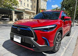 Toyota Corolla Cross 2022 xăng lai điện, đi mỗi Km trượt giá mất gần 400 nghìn đồng?