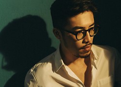 Vũ. kể về những tan vỡ, vấn vương trong tình yêu với album "Một vạn năm"