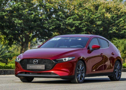 Mazda 3 bỏ động cơ 2.0: Giá bán dễ cạnh tranh hơn