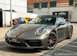 "Soi" Porsche 911 Targa 4S mui trần hơn 11 tỷ đồng tại Việt Nam