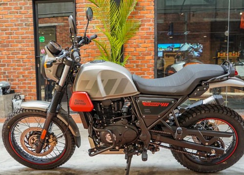 2022 Royal Enfield Himalayan Scram 411 có giá từ 139 triệu đồng