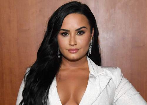 Demi Lovato thông báo giải nghệ