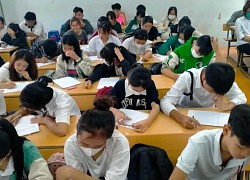 Học bằng sách điện tử vì chưa có SGK, GV không thể giao bài tập về nhà cho HS