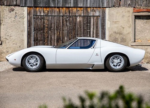 "Huyền thoại" Lamborghini Miura 55 tuổi này sẽ là của bạn với giá chỉ từ 40 tỷ đồng