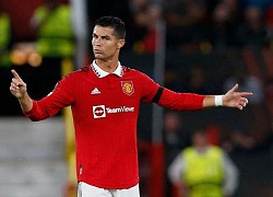 Ronaldo không nằm trong nhóm cầu thủ được MU gia hạn hợp đồng