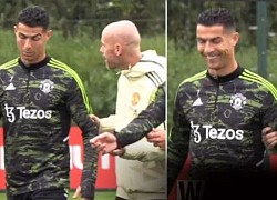 Ten Hag và Ronaldo cười đùa vui vẻ trước trận gặp FC Sheriff