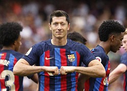 Lewandowski ghi cú đúp, Barca thắng đậm 3-0 Elche