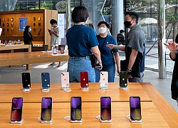 Người Việt sang Singapore, Thái Lan xếp hàng mua iPhone 14 có nguy cơ "tay trắng" ra về