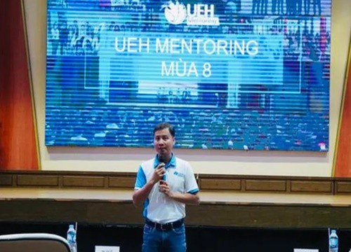 Sinh viên kinh tế hào hứng ứng tuyển chương trình UEH Mentoring