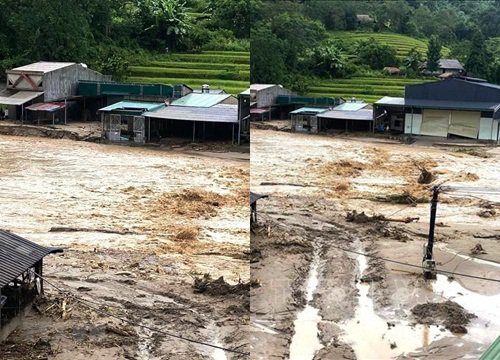 Thăm hỏi, hỗ trợ gia đình nạn nhân bị nạn do mưa lũ ở Hà Giang