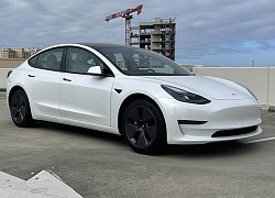 Top 10 xe hơi cỡ trung bán chạy nhất thế giới: Tesla Model 3 đầu bảng