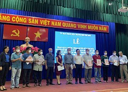 TP Hồ Chí Minh: Trao sổ hồng cho các hộ dân nằm ngoài ranh Khu đô thị mới Thủ Thiêm