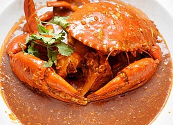 Xem cách làm chilli crab ngon "thần sầu" của Singapore