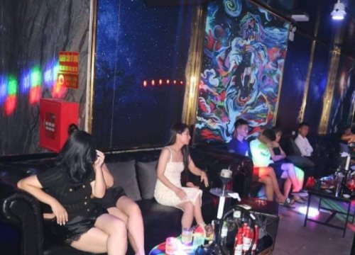 Đột kích quán bar Jet Lounge, 57 thanh niên phê ma túy