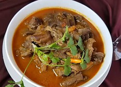 Cuối tuần làm món bò sốt vang đãi cả nhà, làm cách này nước ngon ngọt không hôi